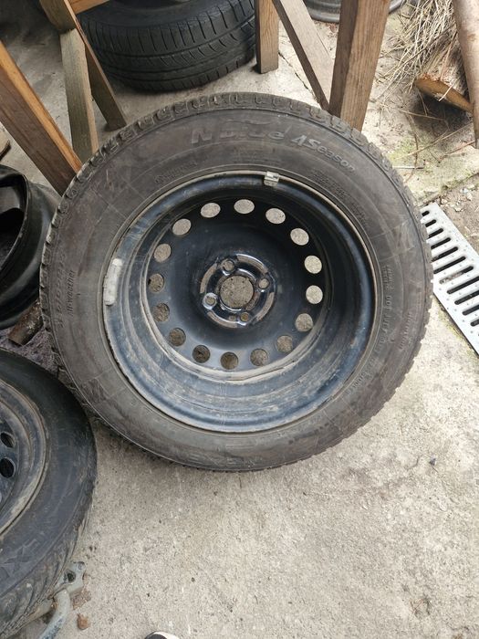 Гуми 4 сезона, с  джанти дачия докер или лоджи