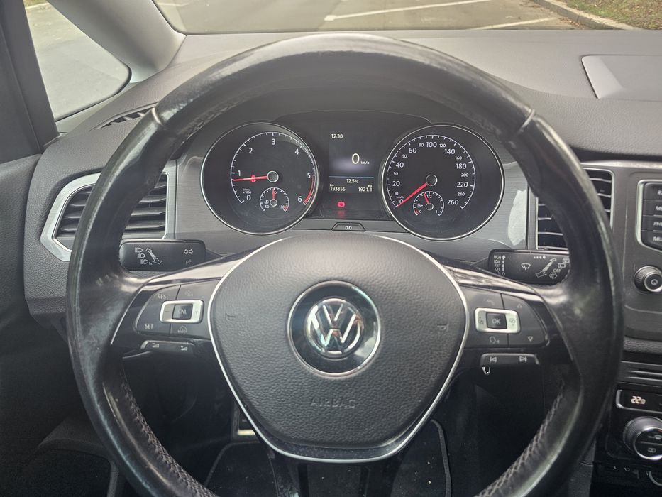 Volkswagen Golf 7 Sportsvan