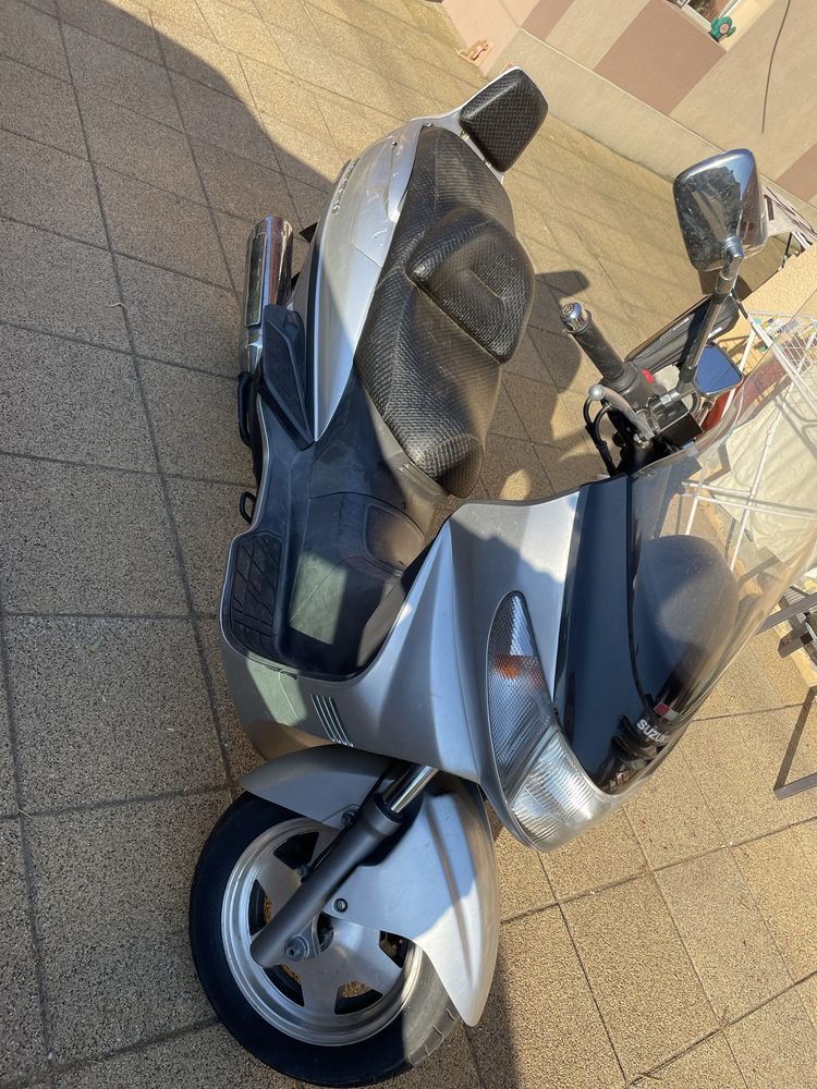 Vand Scuter Suzuki Burgman 400 cc