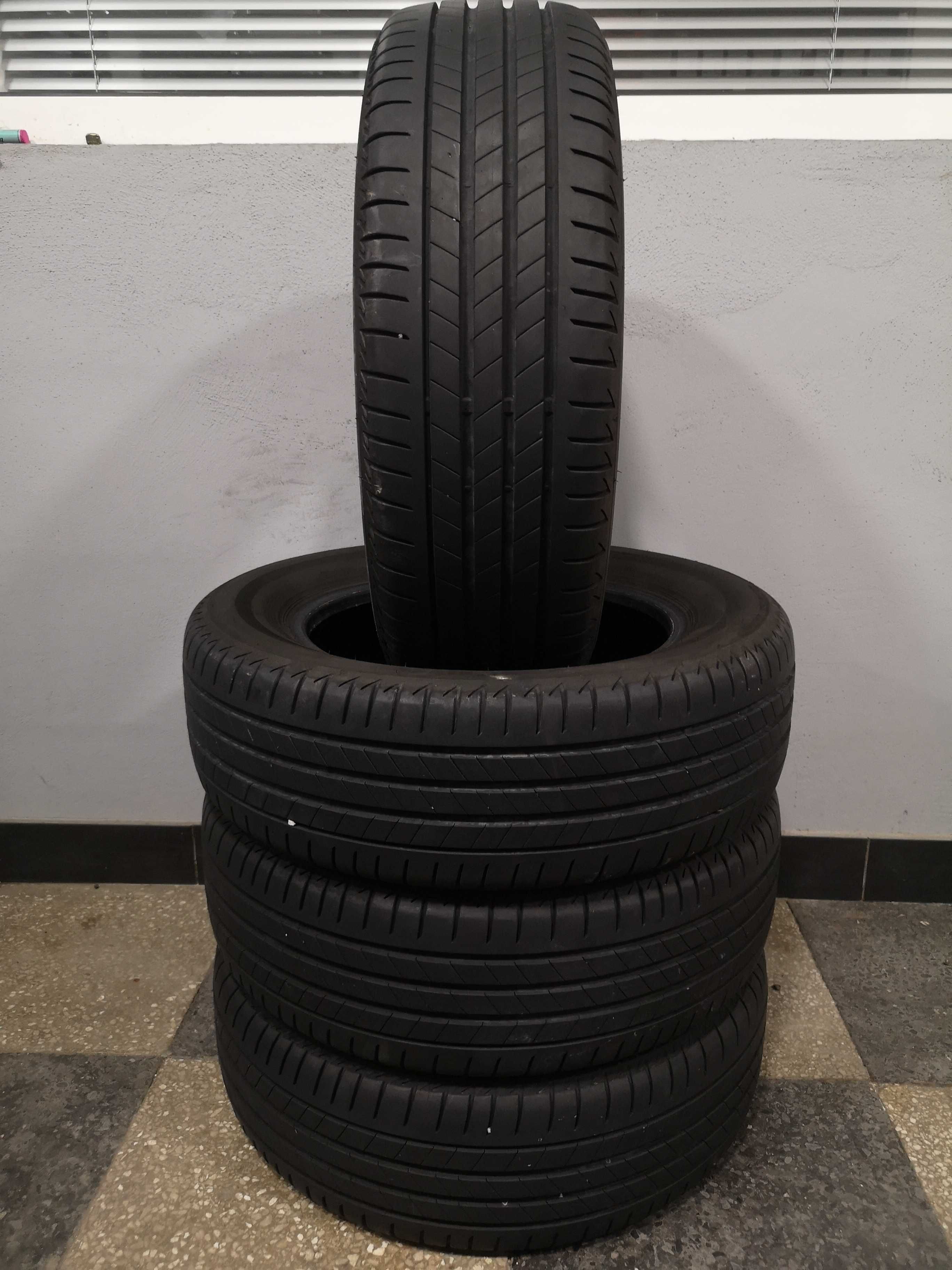 4бр 185/65/15 BRIDGESTONE 6,8мм грайфер дот:4720 безплатен монтаж