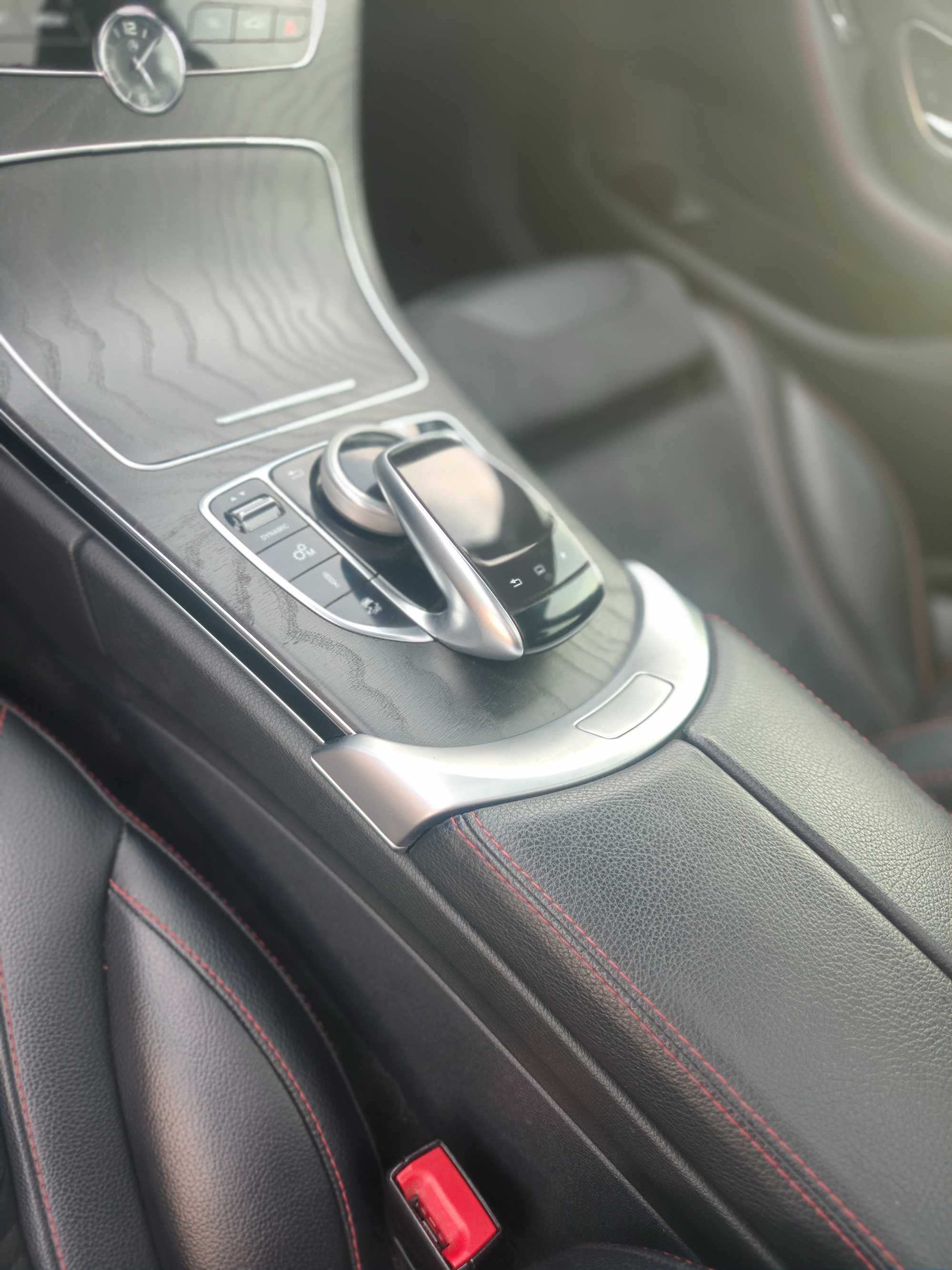 Mercedes-Benz C450 AMG V6 3.0