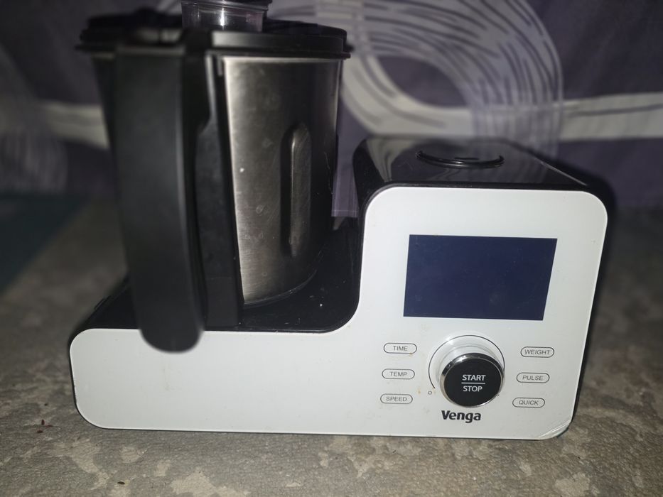 Robot multifunctional