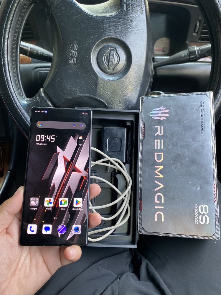 Redmacic. 8S pro.  16/256