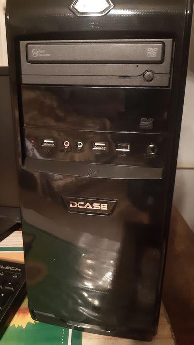 Продаётся стационарный компьютер.