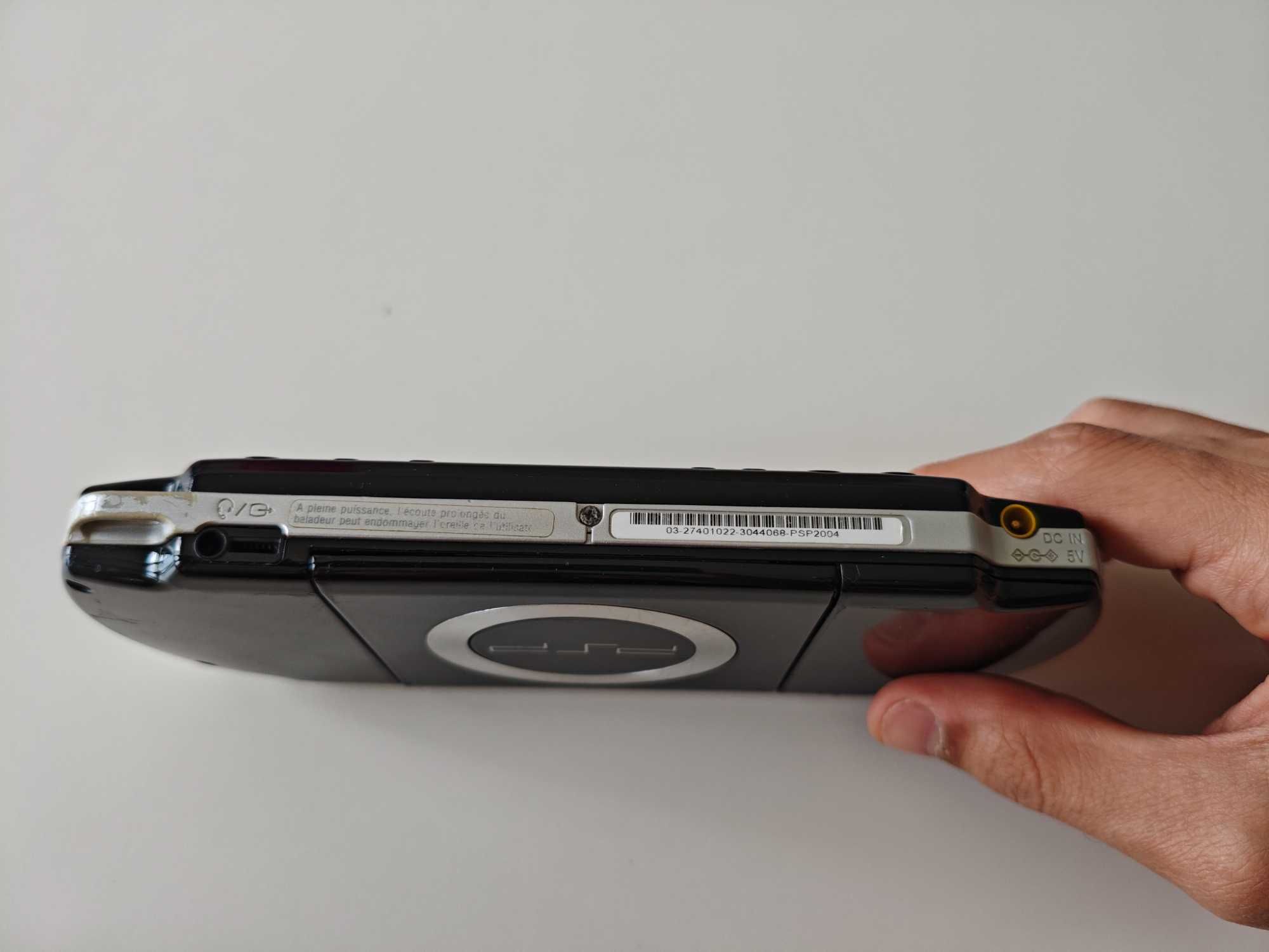Sony PSP Playstation Portable 2000 - Качени много игри