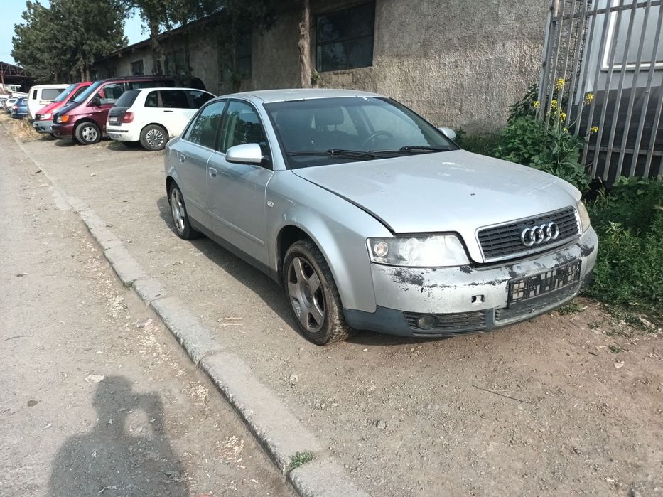Dezmembrari  Audi A4 B6 (8E)  2000  > 2004 1.9 TDI Motorina