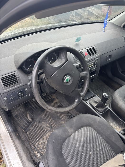 Skoda Fabia 1.9 101 На части