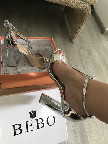 Sandale elegante , firma Bebo