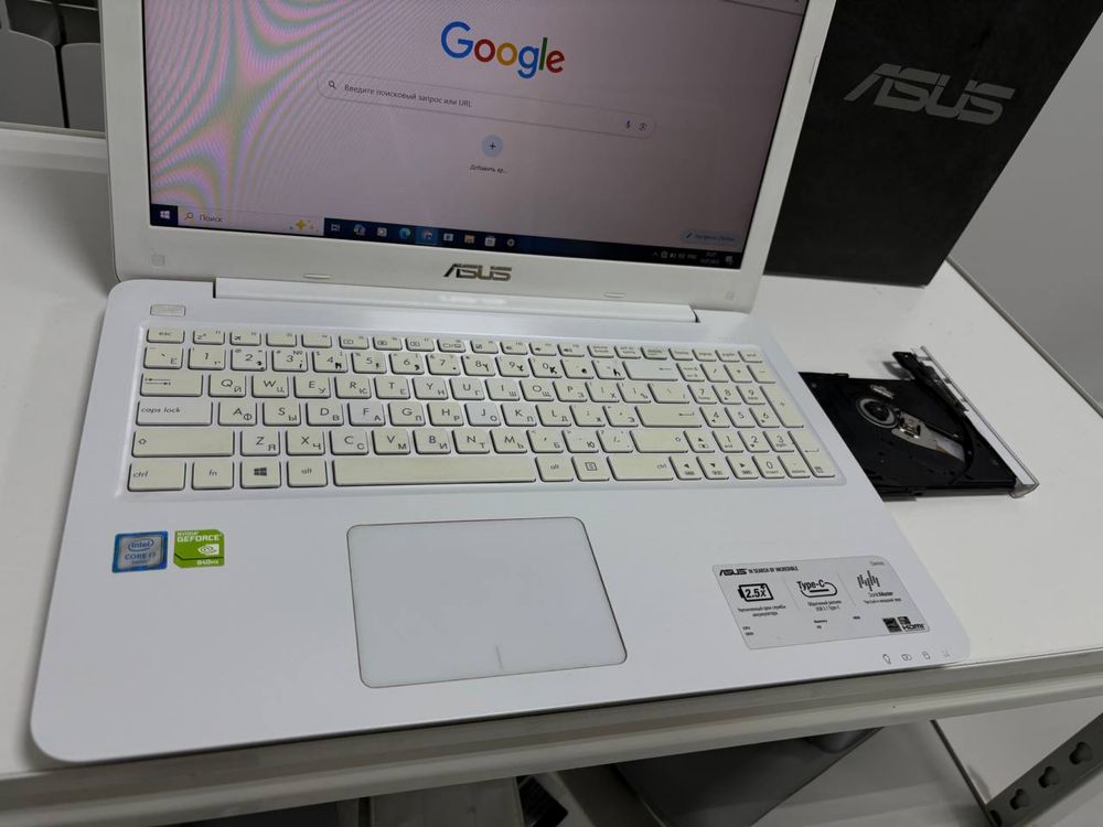 Продам ноутбук срочно Asus