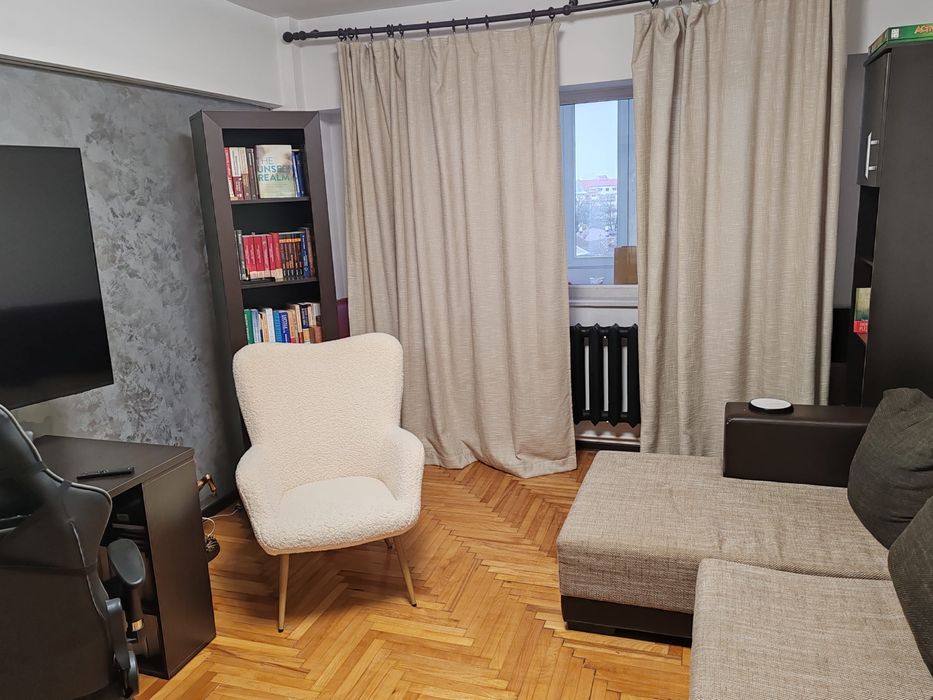 De închiriat: Apartament 2 camere, Uvertura Mall - Botosani