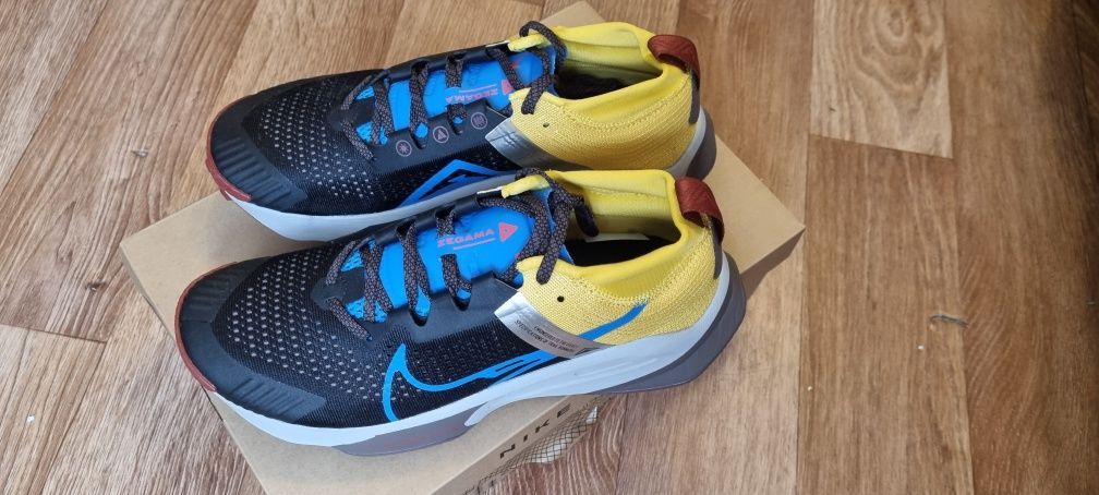 Продам кроссовки Nike Zegama Trail новые