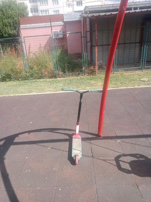 Трикова тротинетка Blunt envy