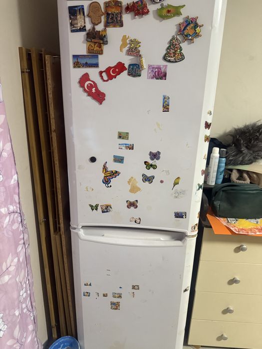 Холодильник indesit