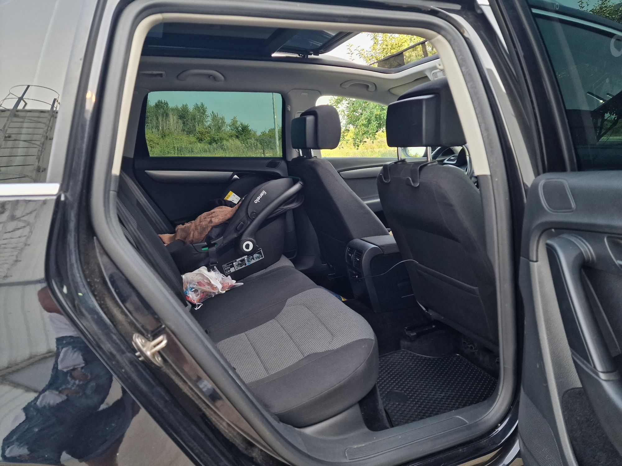 Proprietar ,vand VW Passat , An 2015 , 2.0L , Panoramic , Bixenon