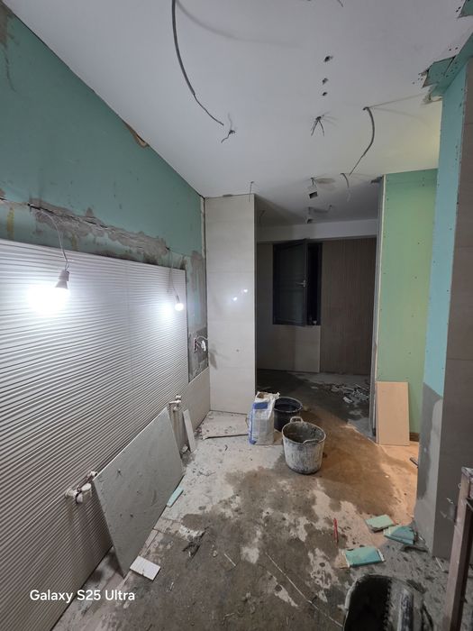 Renovări / Zugraveli / construcții