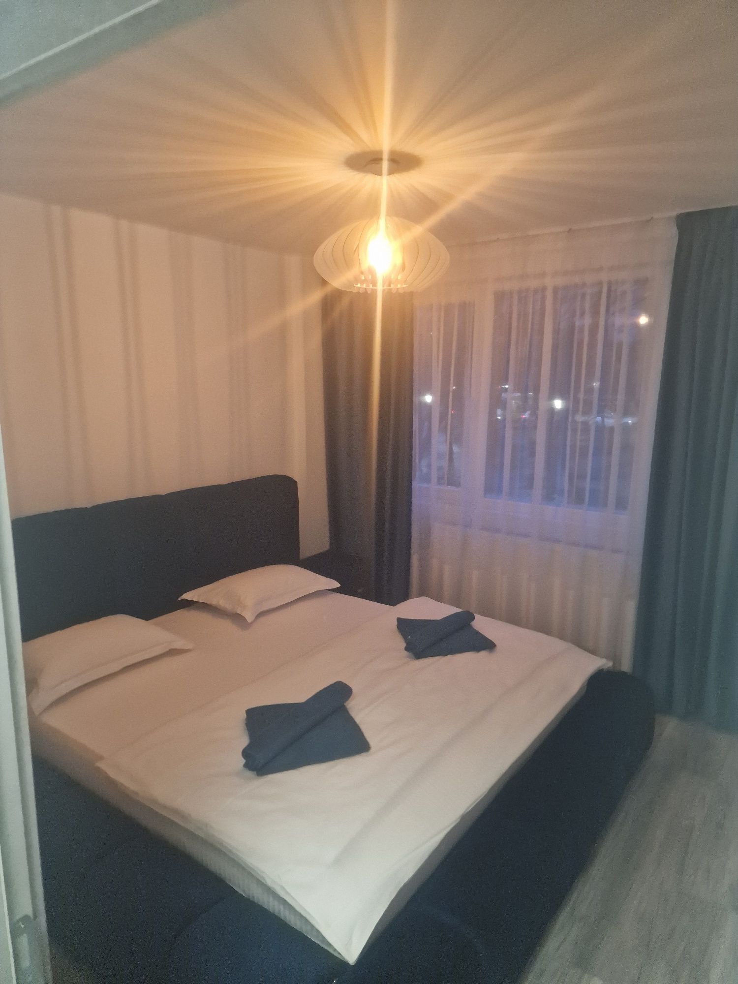 Inchiriere regim hotelier  apartament 2 camere