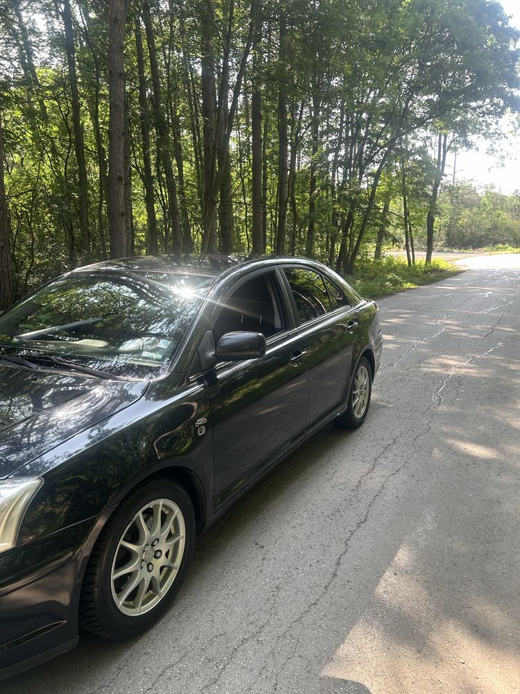 Toyota Avensis 2.0tdi 116