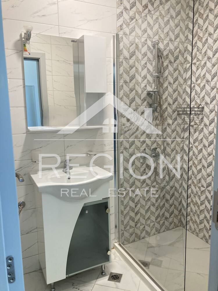 Дава се под наем Двустаен апартамент в Пловдив, Център - 65 кв.м за 484.5 € - Снимка #7