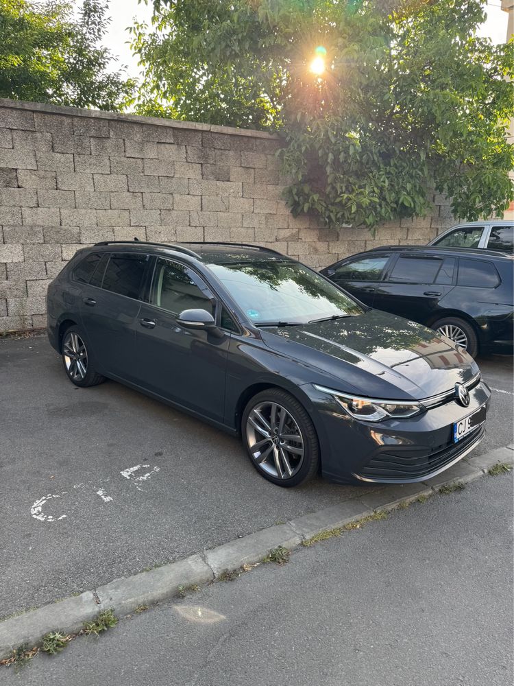 Volkswagen Golf 8 2.0 TDI DSG 150CP 2021