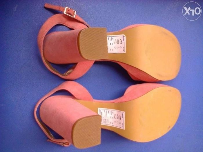 Pantofi dama noi roz Grazia piele intoarsa nr. 41 toc 12,5 cm