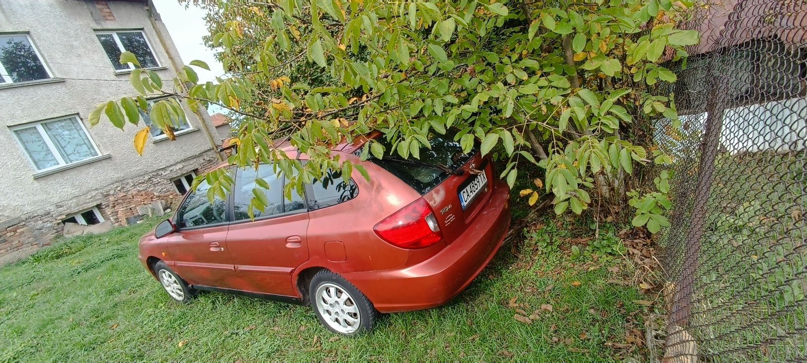 Продавам Kia Rio 1.3 - на части