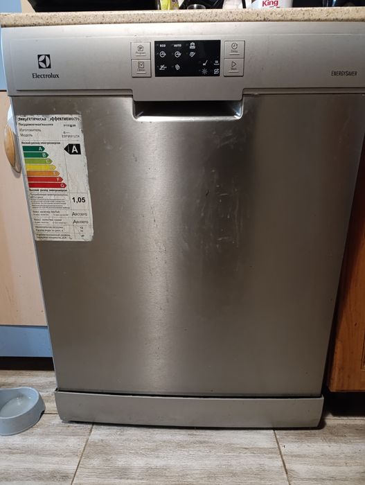 Продам посудомоечную машинку