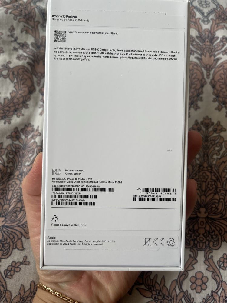 Продам iPhone 16 pro max