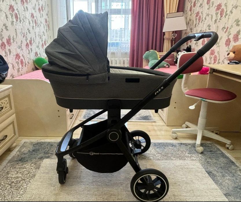Продам детскую коляску