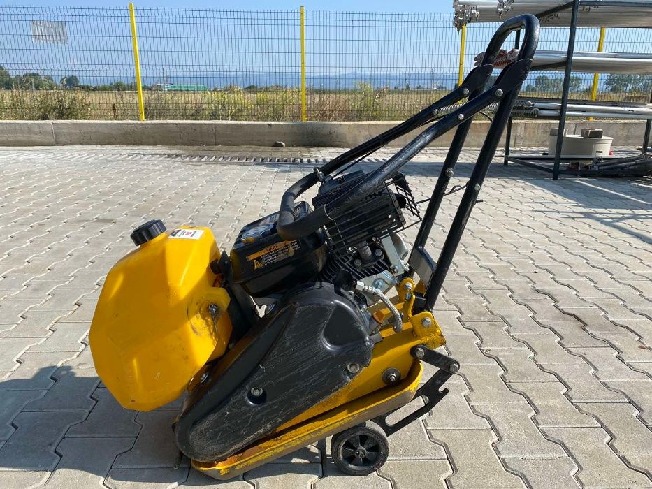 Виброплочи 60 кг, 90 кг и 160 кг под НАЕМ от Rentex София