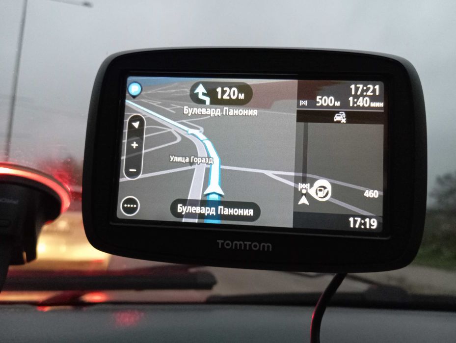 Навигация за кола TomTom