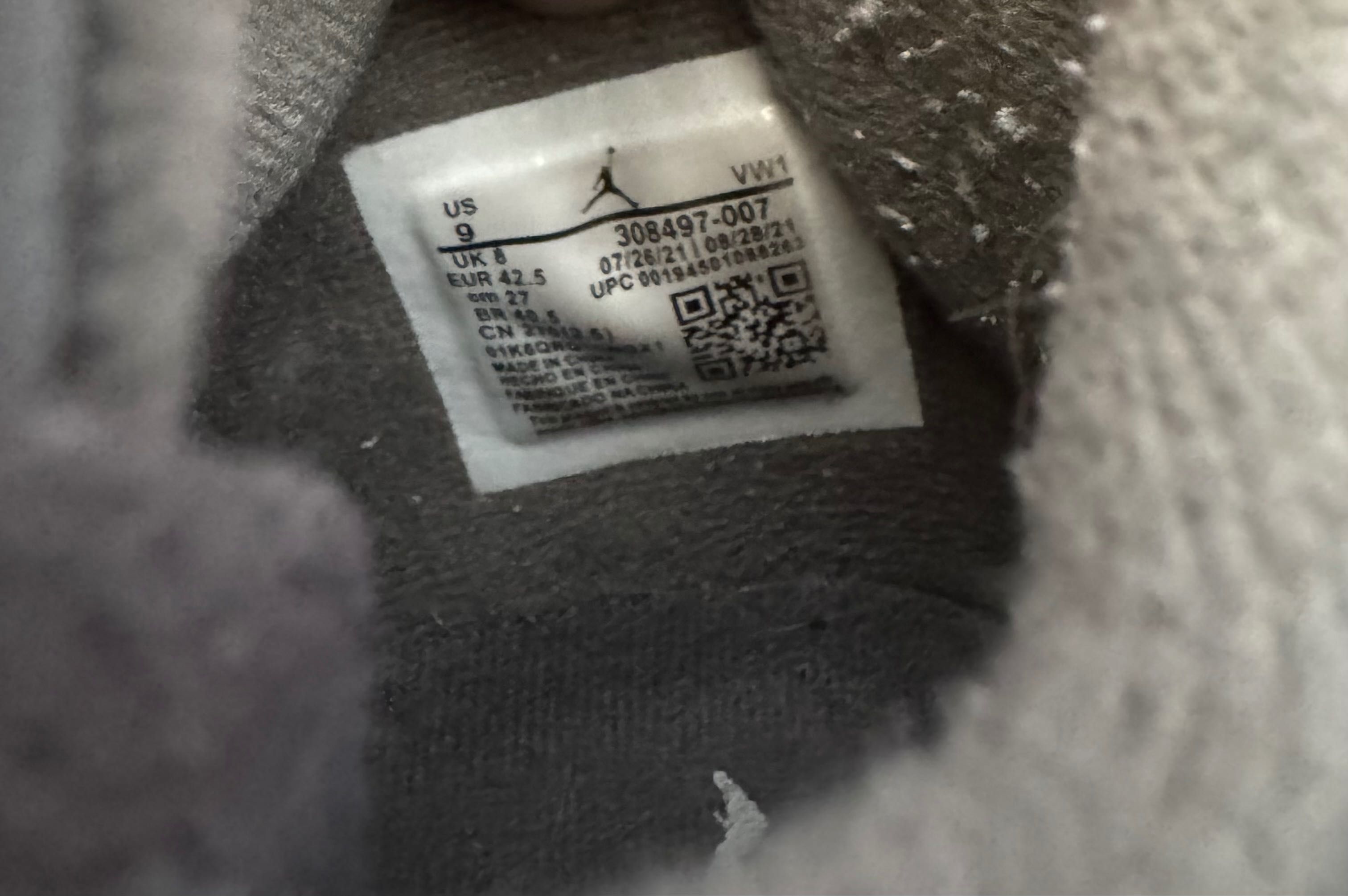 Jordan 4 Cool Grey