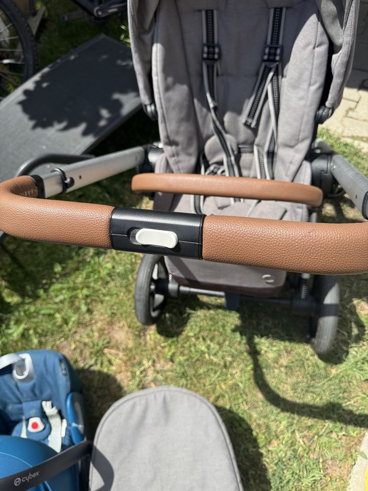 Carucior 3 in 1 cybex balios s lux