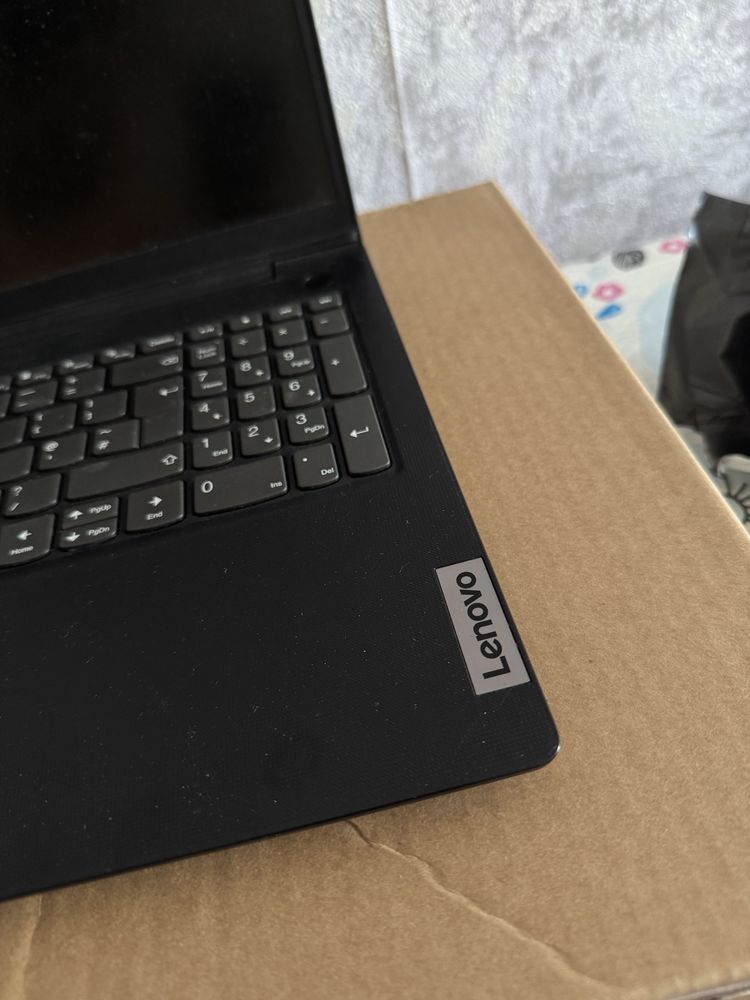 Lenovo Core I5 srochno sotiladi arzongga bervoramiz