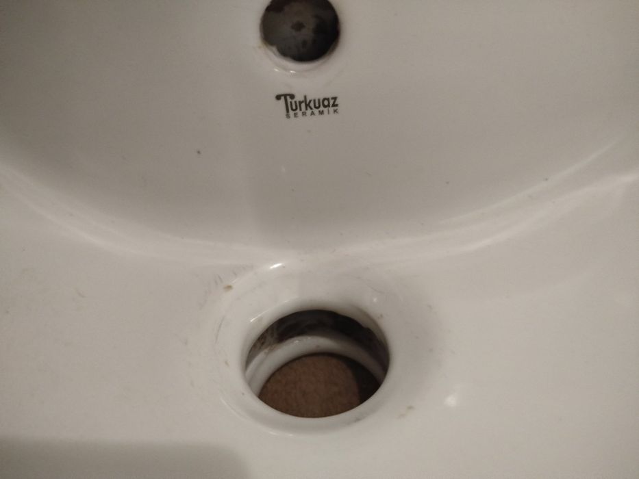 Продавам порцеланови мивки