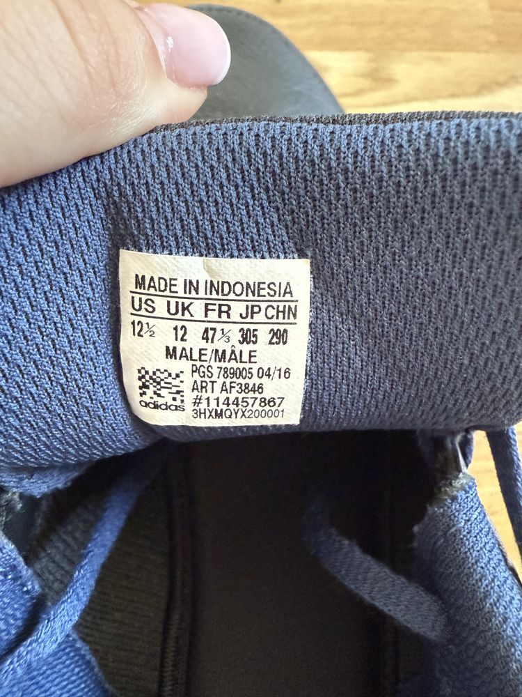 Маратонки ADIDAS