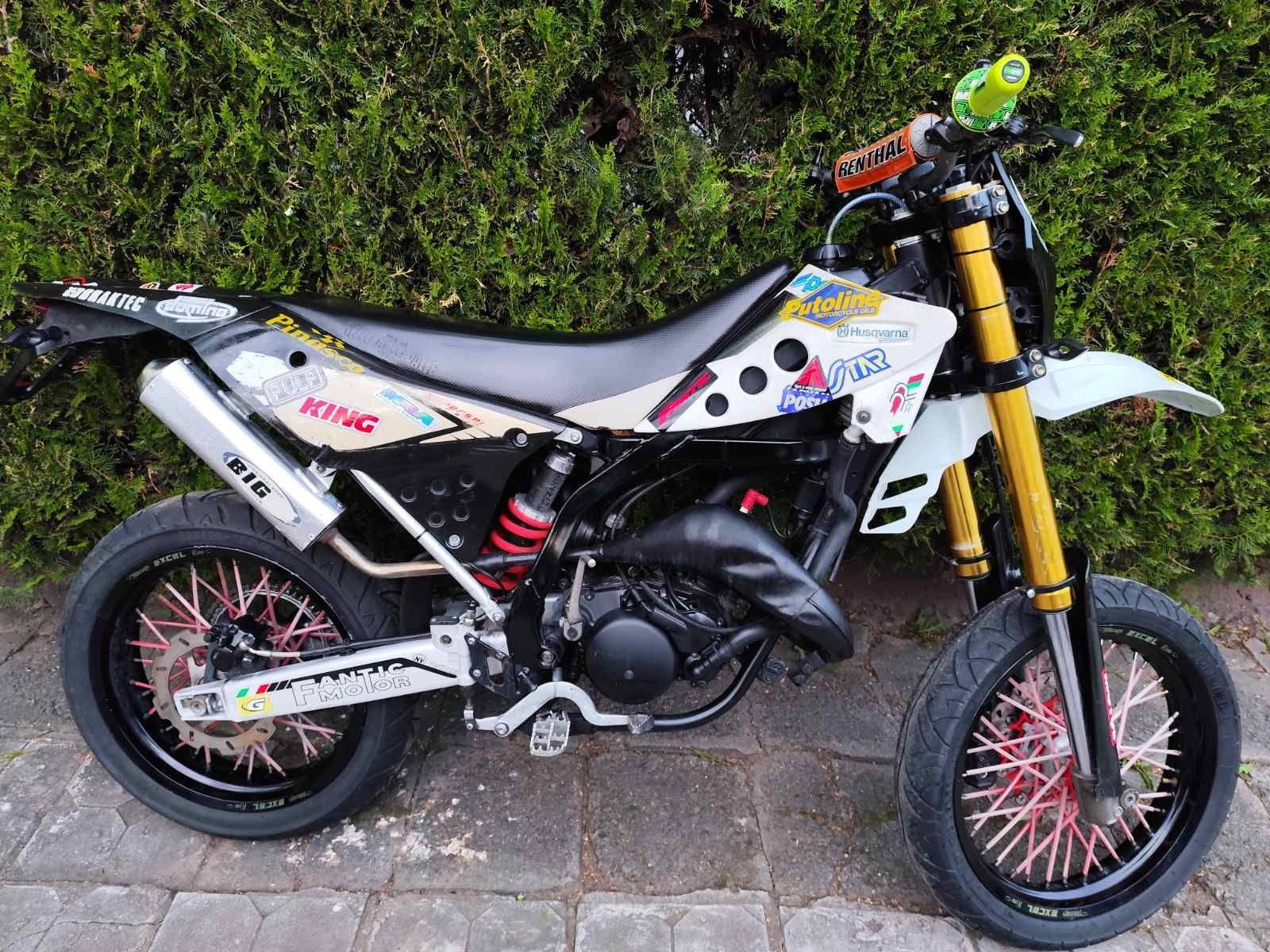 Fanatic Motor 50 Супермото с 6 скорости.