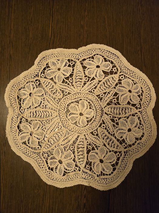 Mileu din macrame 45cm. Croșetat de bunica Valentina