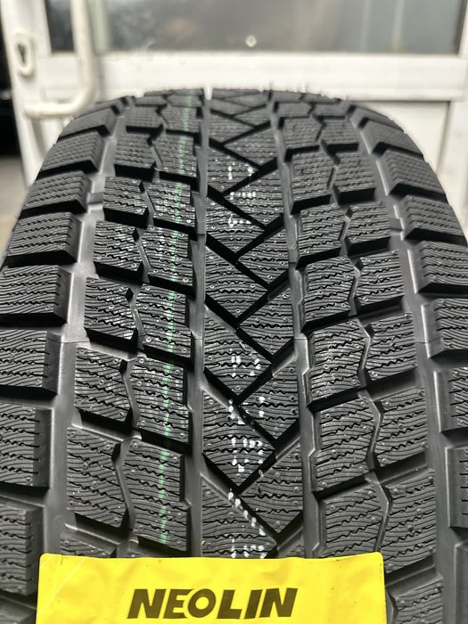 Нови зимни гуми NEOLIN L8 235/55R17 103H XL НОВ DOT БОРД 2355517