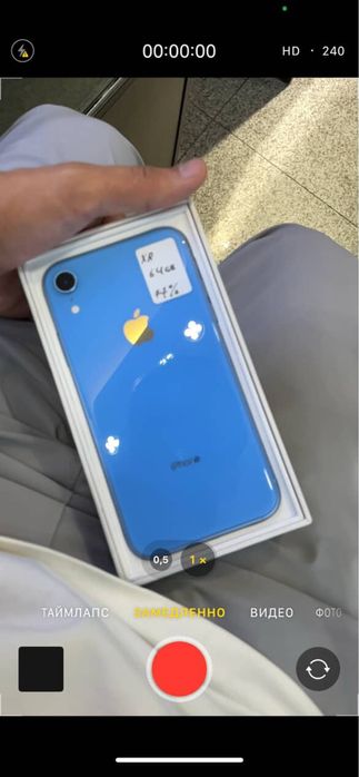 Айфон хр сатылад жагдайы жаксы 60000 мын