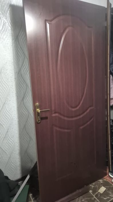 Астана.Продам Дверь.