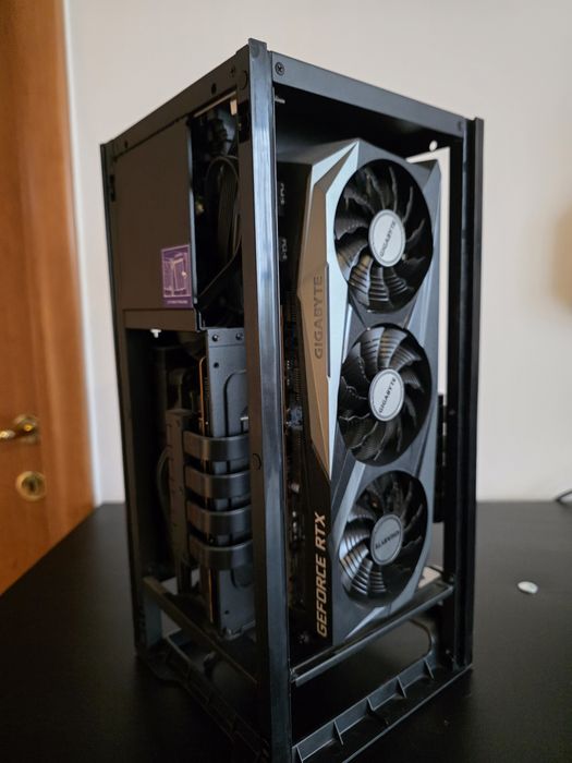 Calculator PC Gaming mini ITX, i5-13400, RTX 3070, 32GB Ram, 2 x SSD