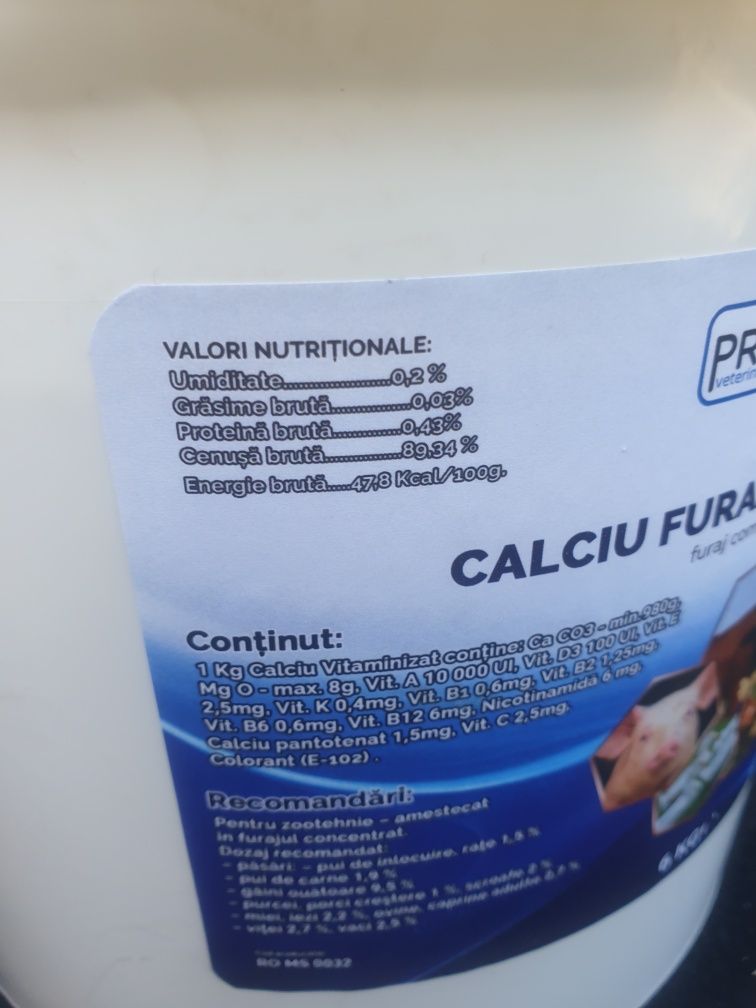 Calciu furajer vitaminizat, galeata 6 kg, furaj complementar