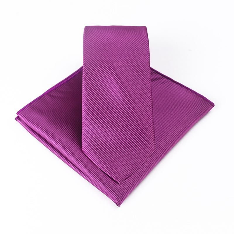 Cravată și batistă roz din mătase