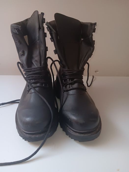 Ghete de armată mărimea 43