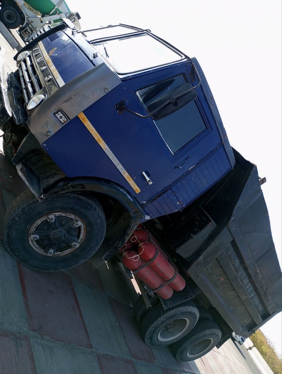 1983 yil kamaz metan gaz