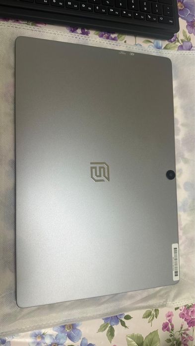 Laptop/tableta 2 in 1 Funyet 14’ Intel N100 16gb ram 512ssd windows 11