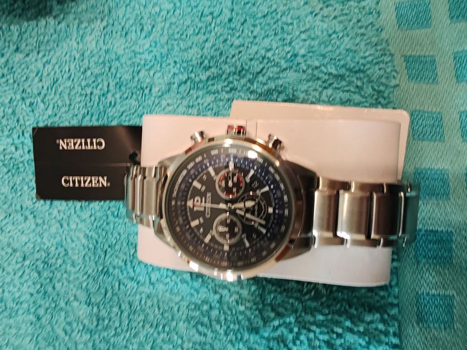 Ceas CITIZEN CA4471-80L
Ceas bărbătesc cu baterie solară, cronograf ș