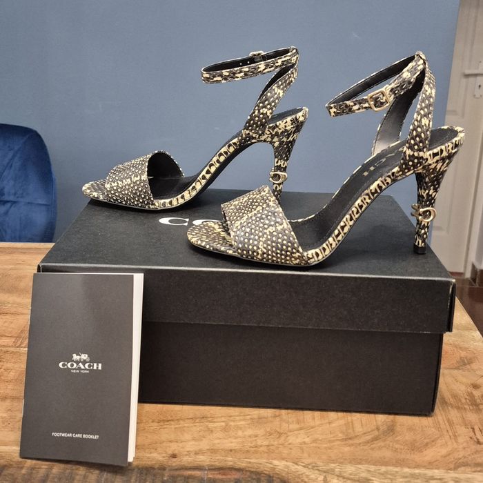 Sandale cu toc COACH