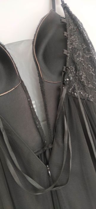 Rochie de ocazie model deosebit ca si noua mar. 40