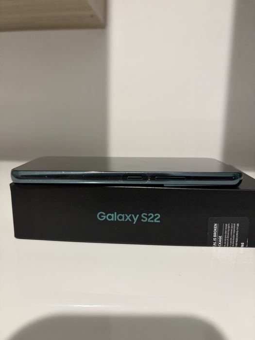 Samsung s22 128gb green